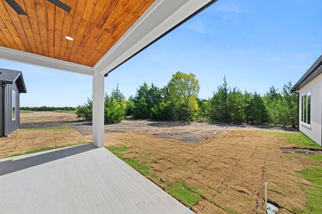 3080 Glen Oaks Drive, Waxahachie, TX 75165