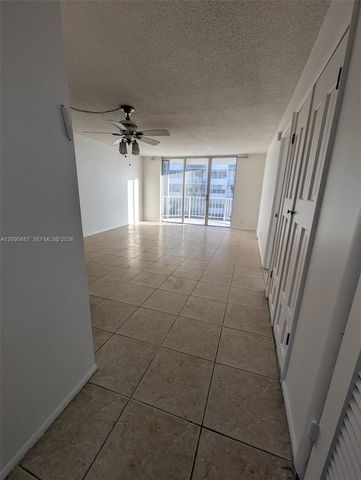 16740 NE 9th Avenue 406, North Miami Beach, FL 33162