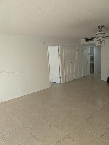16740 NE 9th Avenue 406, North Miami Beach, FL 33162