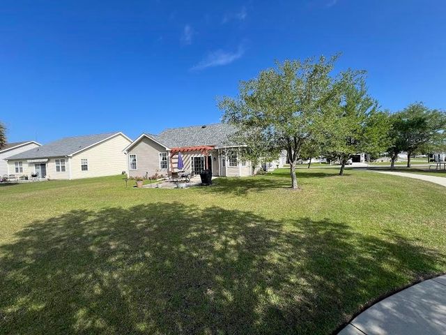 735 Wintercreeper Dr., Longs, SC 29568