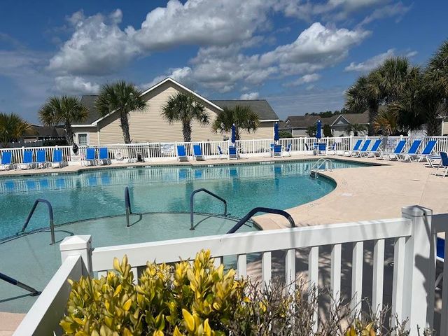 735 Wintercreeper Dr., Longs, SC 29568