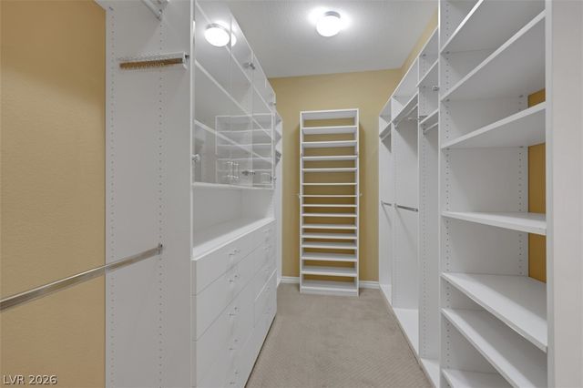 7392 Shady Breeze Court, Las Vegas, NV 89113