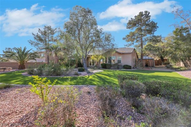 7392 Shady Breeze Court, Las Vegas, NV 89113