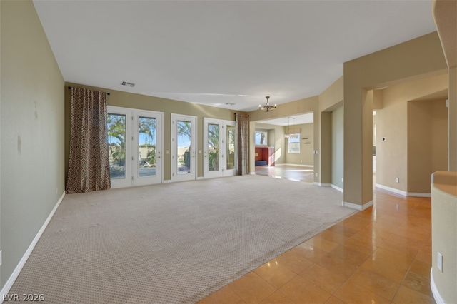 7392 Shady Breeze Court, Las Vegas, NV 89113