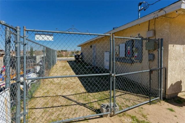 15928 Village Drive, Victorville, CA 92394