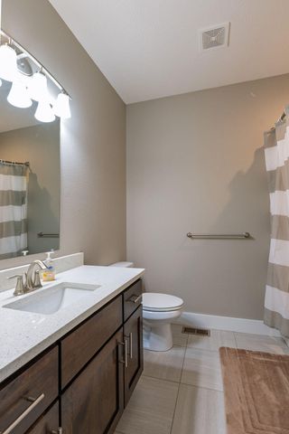 121 Southern Fields Circle, Clever, MO 65631