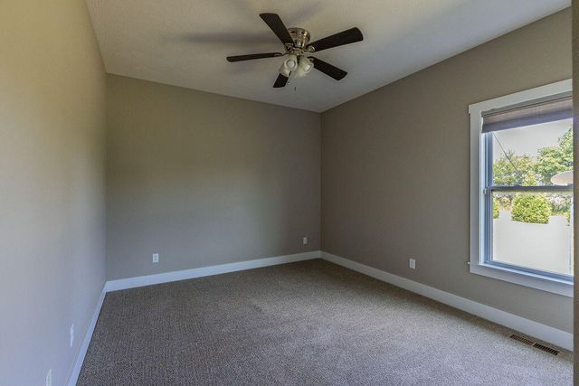 121 Southern Fields Circle, Clever, MO 65631