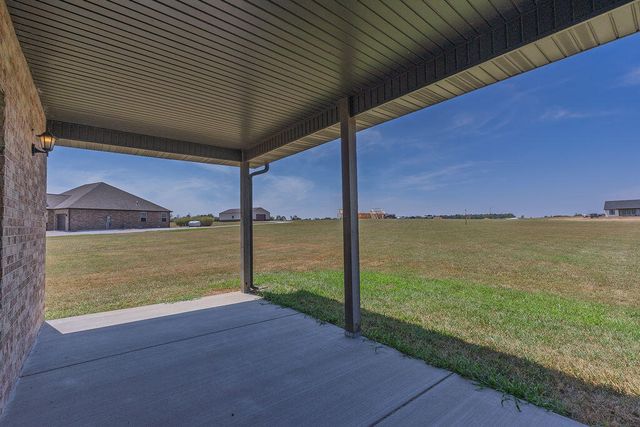 121 Southern Fields Circle, Clever, MO 65631