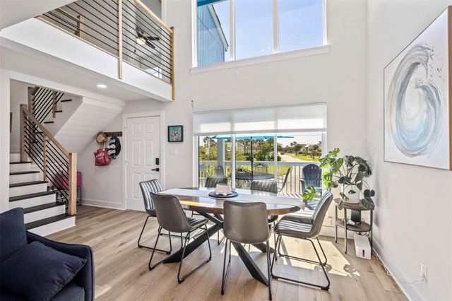 201 Jean Lafitte Cove, Galveston, TX 77554