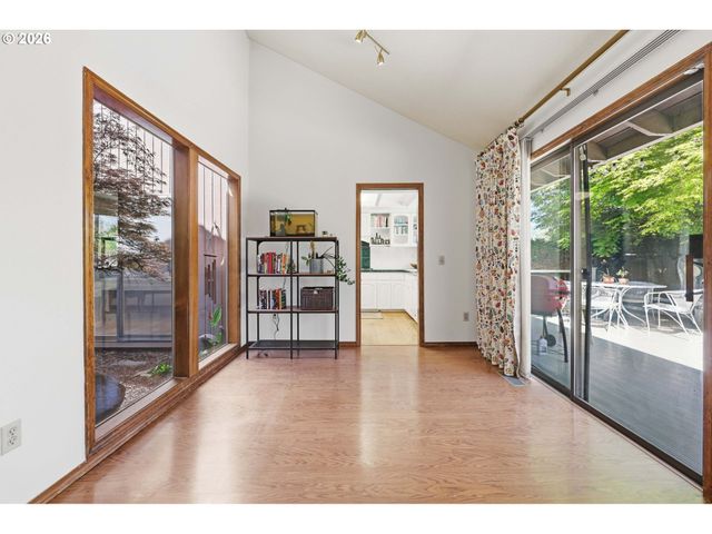 15625 Ne FARGO Ct, Portland, OR 97230