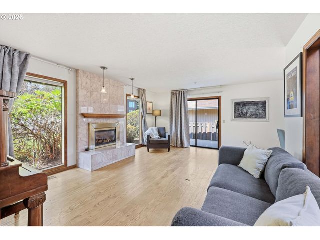 15625 Ne FARGO Ct, Portland, OR 97230