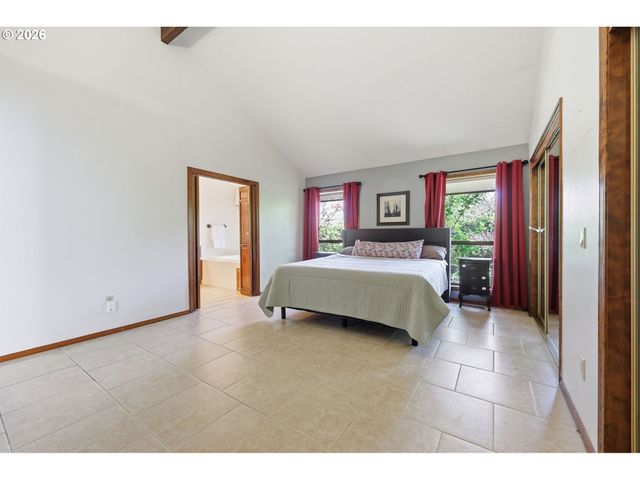 15625 Ne FARGO Ct, Portland, OR 97230