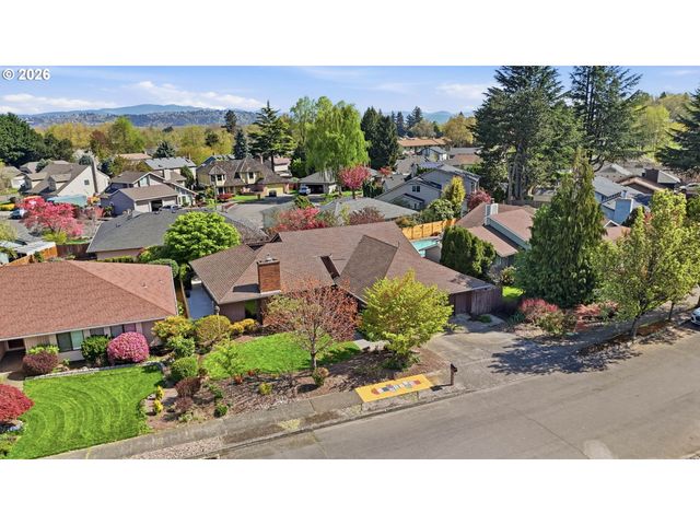 15625 Ne FARGO Ct, Portland, OR 97230