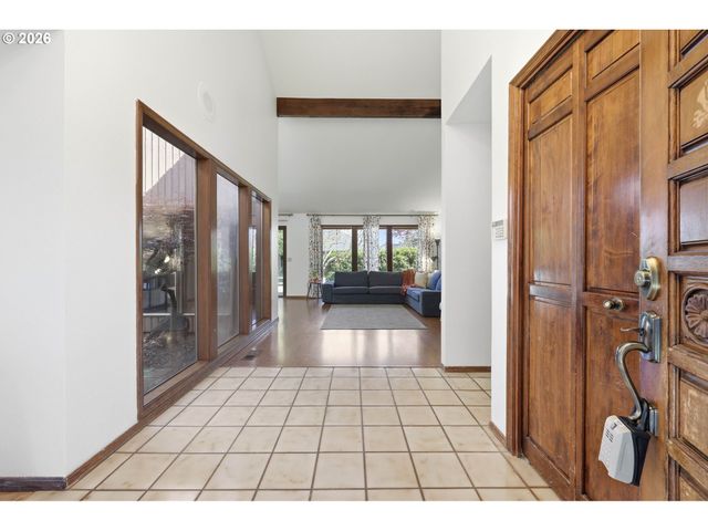 15625 Ne FARGO Ct, Portland, OR 97230