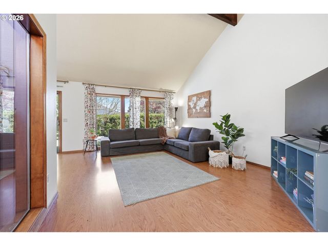 15625 Ne FARGO Ct, Portland, OR 97230