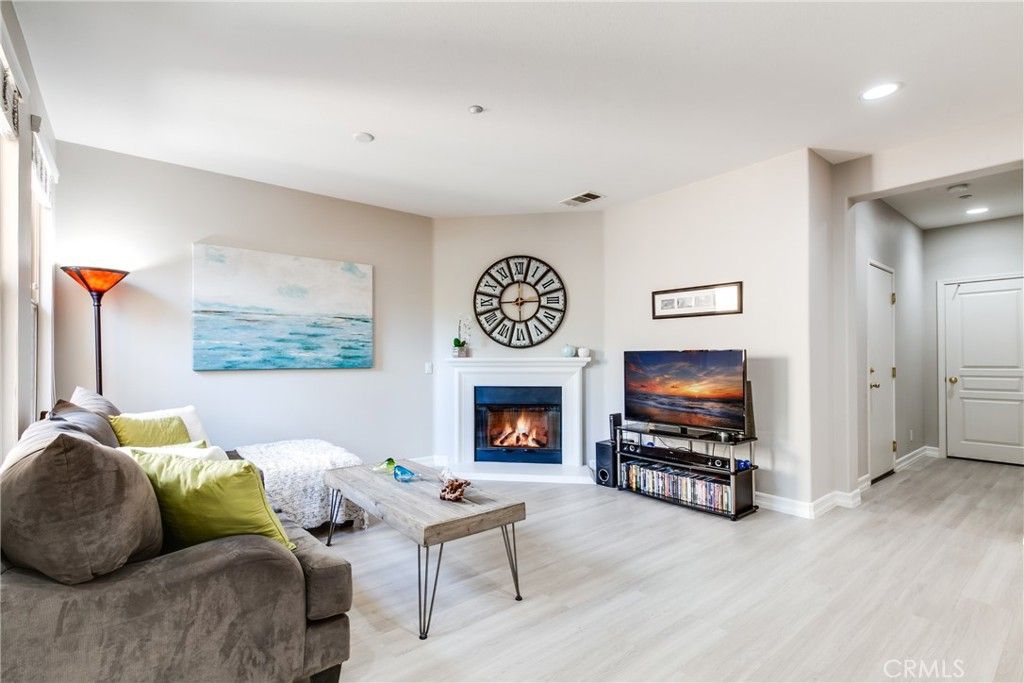 198 Guinevere, Irvine, CA 92620 — photo 3