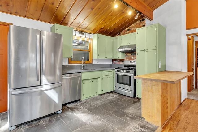 53570 Marian View, Idyllwild, CA 92549