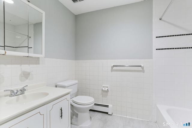 86 Harbor Drive, Stamford, CT 06902