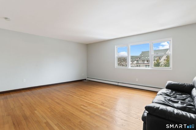 86 Harbor Drive, Stamford, CT 06902