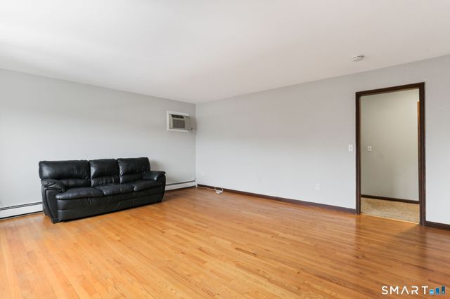 86 Harbor Drive, Stamford, CT 06902