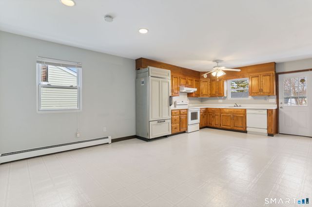 86 Harbor Drive, Stamford, CT 06902