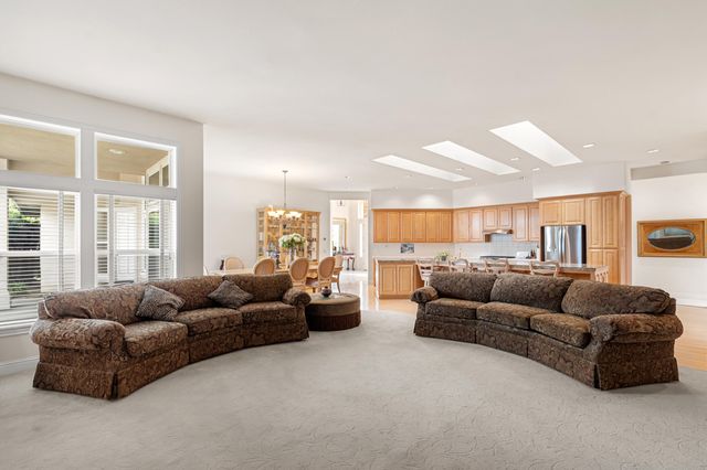 660 Coutant Lane, Grants Pass, OR 97527