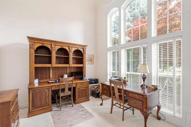 660 Coutant Lane, Grants Pass, OR 97527