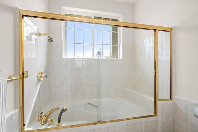 660 Coutant Lane, Grants Pass, OR 97527