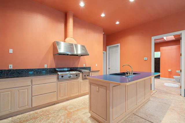 660 Coutant Lane, Grants Pass, OR 97527