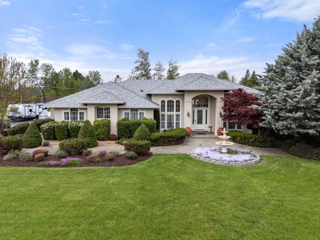 660 Coutant Lane, Grants Pass, OR 97527