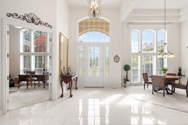 660 Coutant Lane, Grants Pass, OR 97527