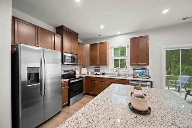 1051 Crescent Cove Lane, Summerville, SC 29483