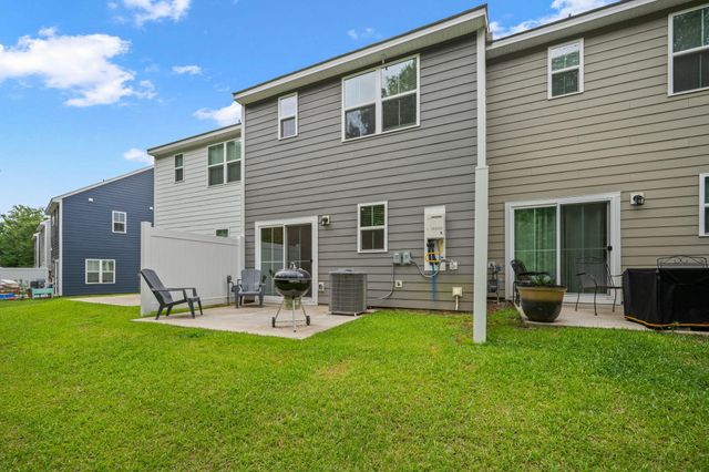 1051 Crescent Cove Lane, Summerville, SC 29483