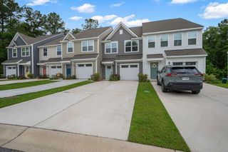 1051 Crescent Cove Lane, Summerville, SC 29483