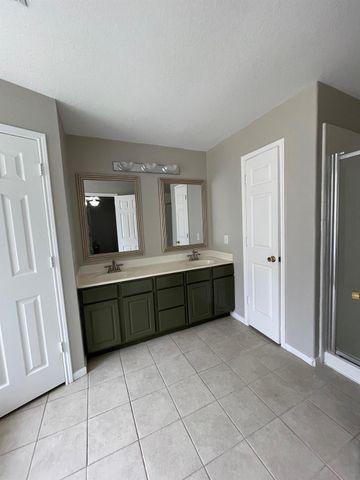 16702 Town Glade Drive, Cypress, TX 77429