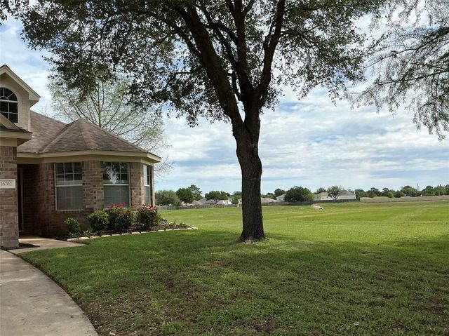 16702 Town Glade Drive, Cypress, TX 77429