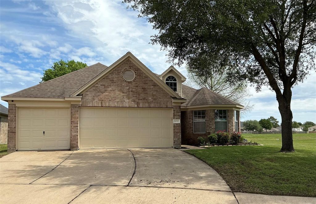 16702 Town Glade Drive, Cypress, TX 77429