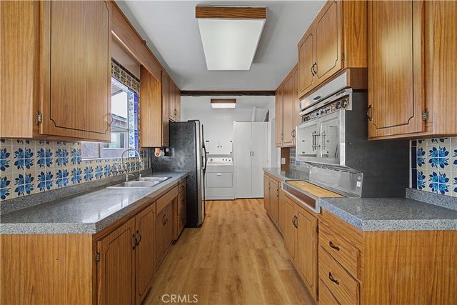 819 N. Maria, Redondo Beach, CA 90277