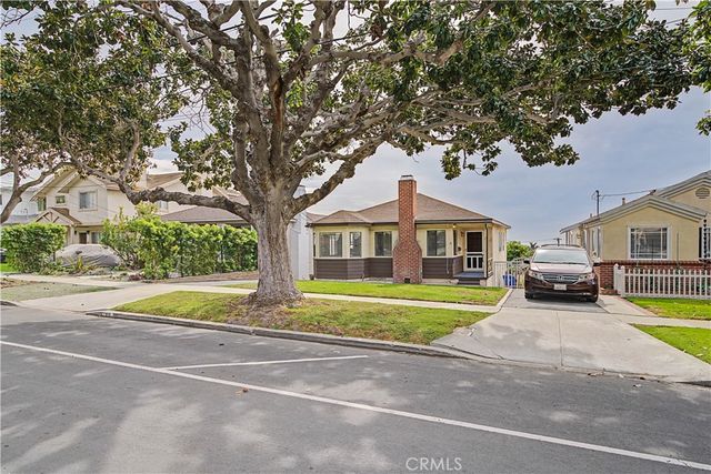 819 N. Maria, Redondo Beach, CA 90277