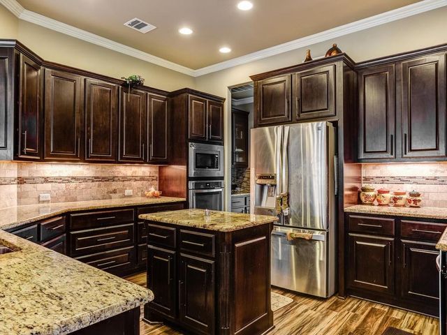 207 Dakota DR, Cedar Park, TX 78613