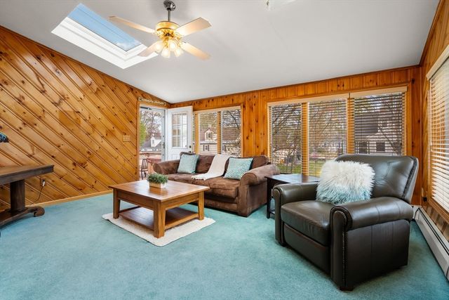 14 Trinity Drive, Nashua, NH 03063