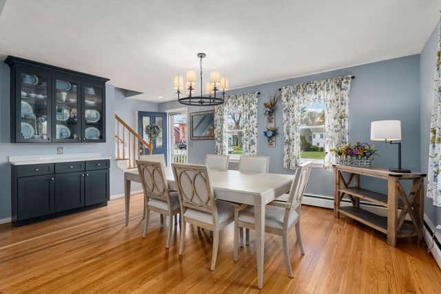 14 Trinity Drive, Nashua, NH 03063