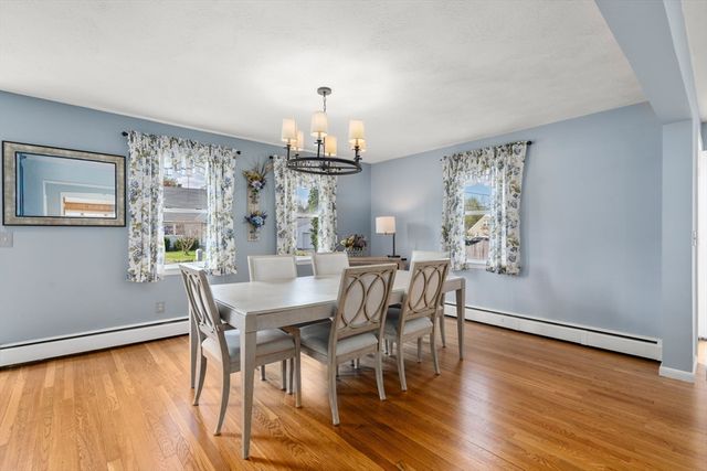 14 Trinity Drive, Nashua, NH 03063