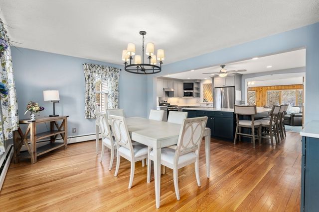 14 Trinity Drive, Nashua, NH 03063