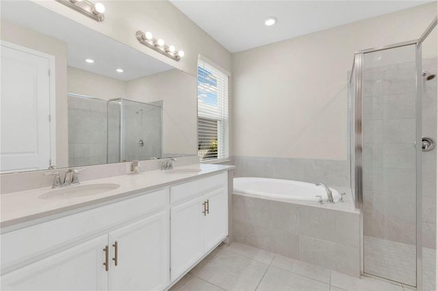 1252 PANDO LOOP, Orlando, FL 32824