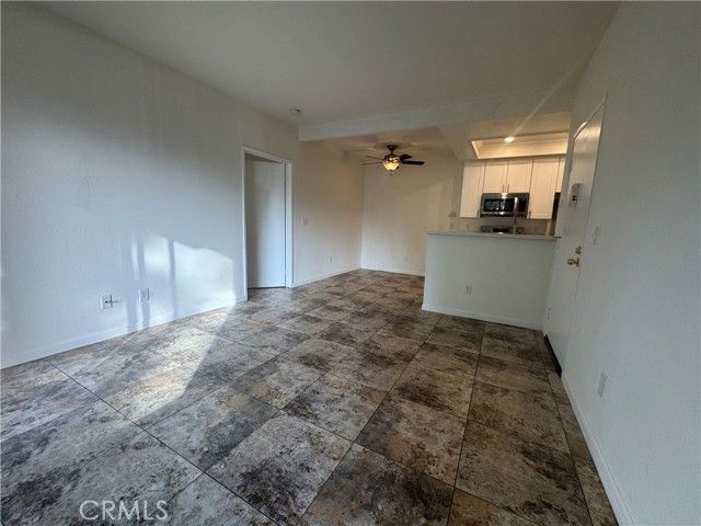 20702 El Toro Road 309, Lake Forest (el Toro), CA 92630