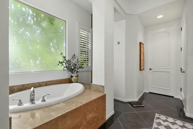 50310 Valencia Court, La Quinta, CA 92253