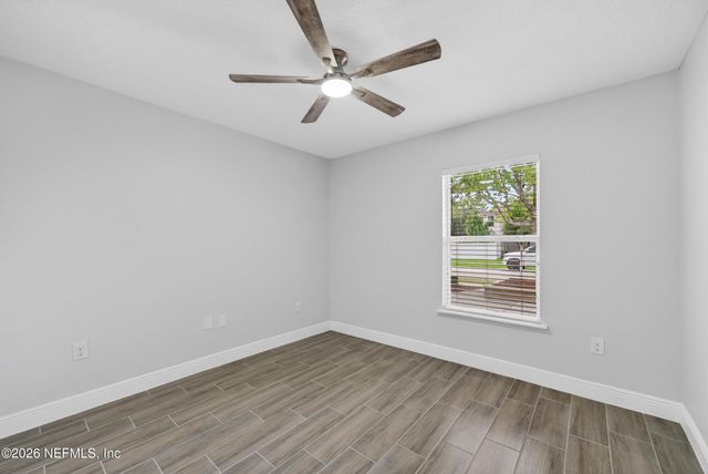 2438 TYSON LAKE Drive, Jacksonville, FL 32221