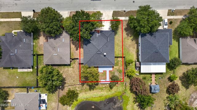 2438 TYSON LAKE Drive, Jacksonville, FL 32221