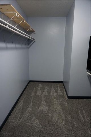 585 NW 500 Road, Clinton, MO 64735